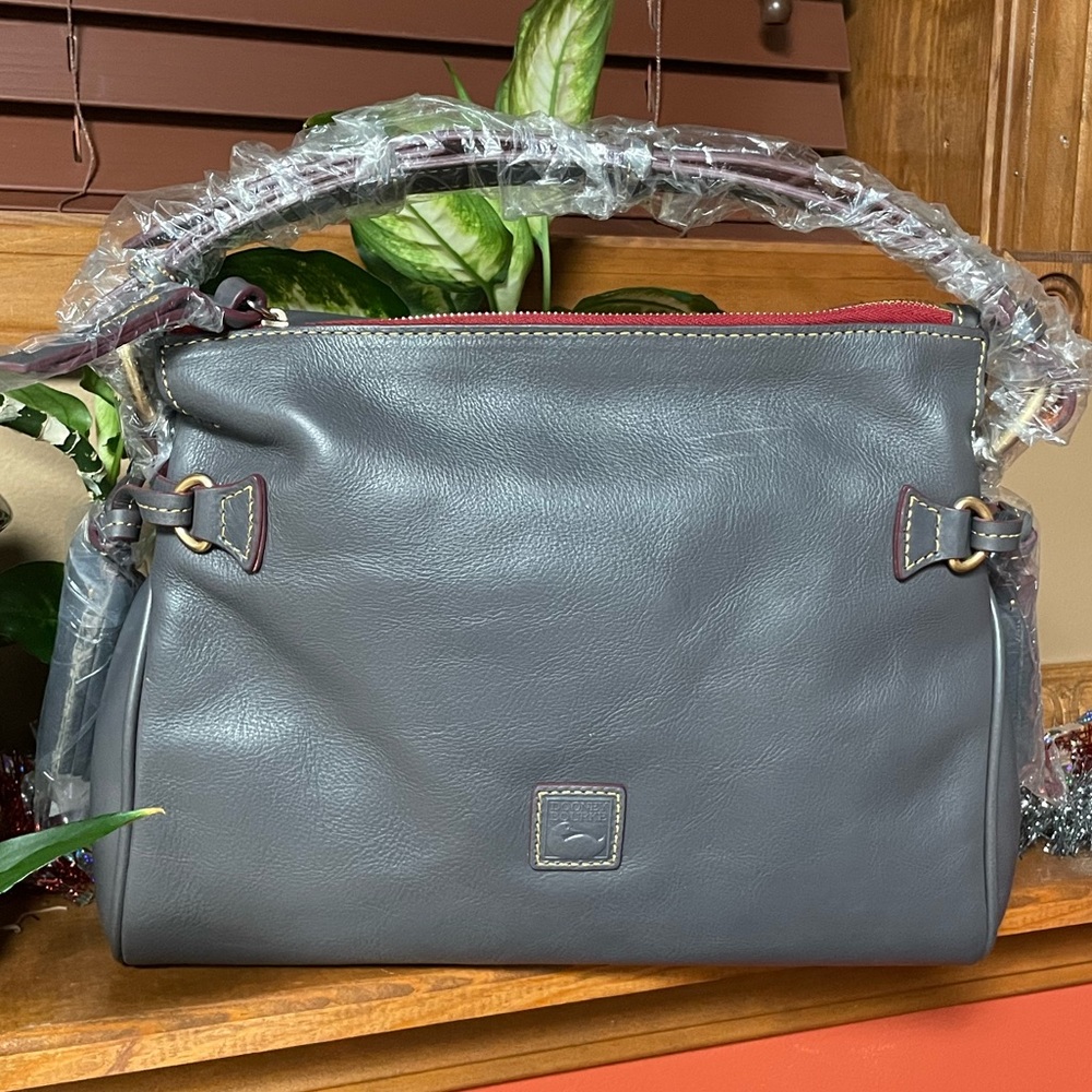 DOONEY & BOURKE MEDIUM ZIP HOBO. SLATE. BRAND NEW.